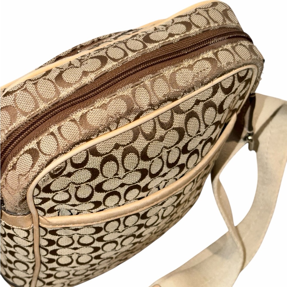 Coach Vintage Signature Khaki Crossbody Swingpack Bag - Picture 8 of 15